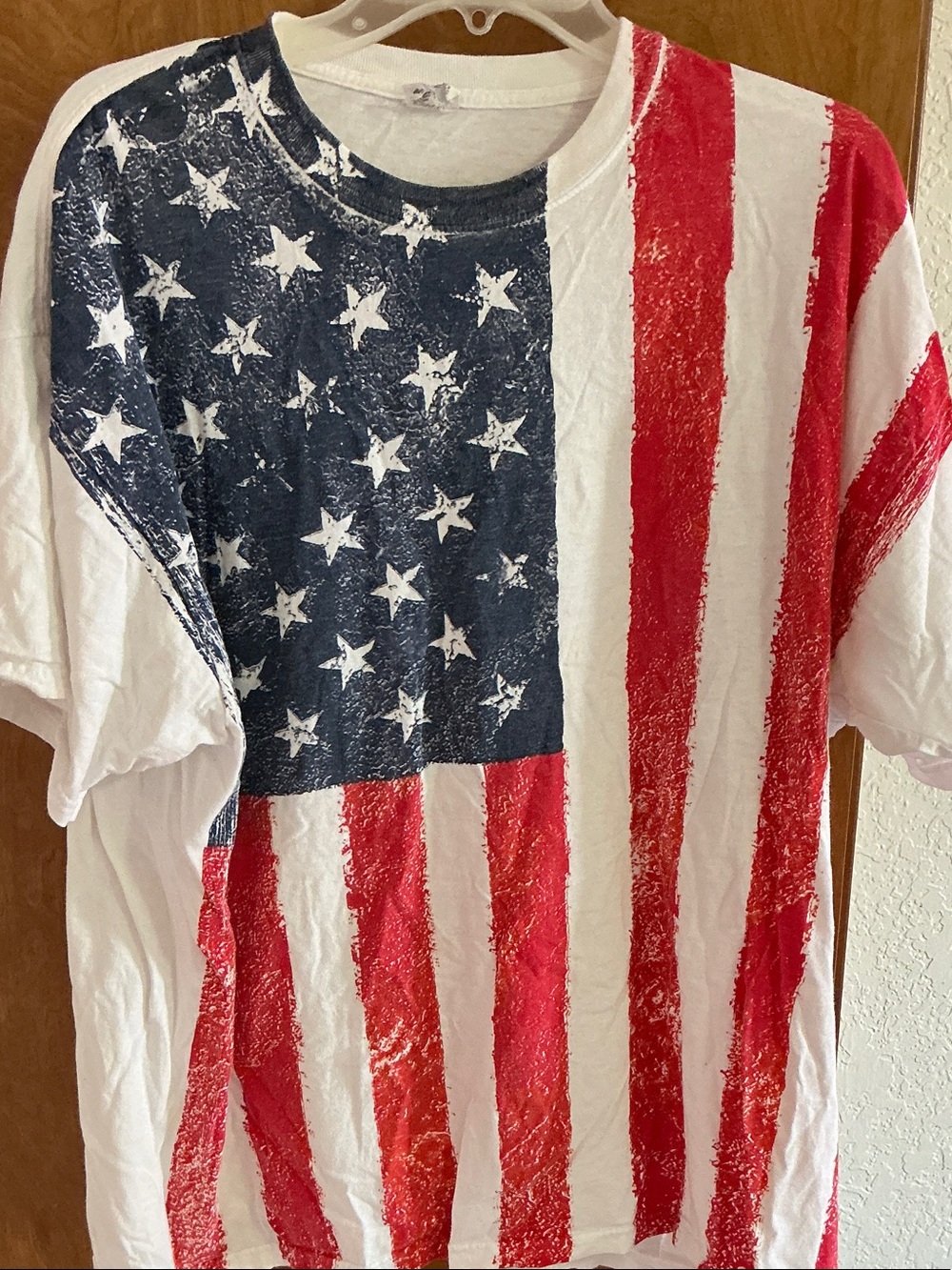 Men's Short-Sleeve American Flag Graphic Tee - Red, White & Blue